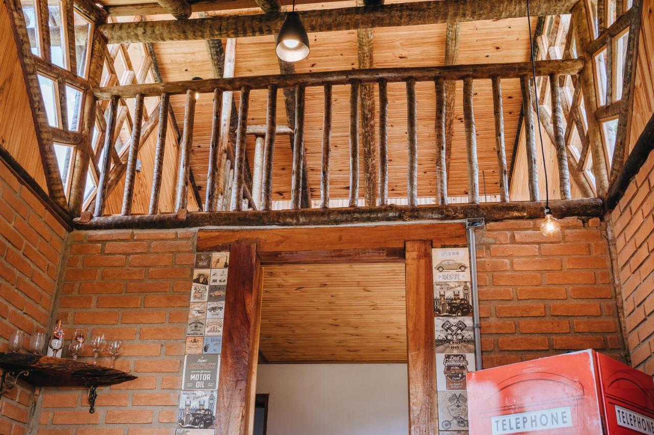 Chale Refugio Da Pedra Sp Villa Sao Bento do Sapucai Exterior photo